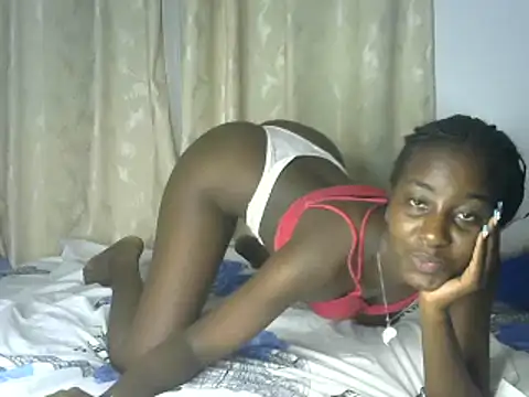 Snapshot of Naughty_petyte chatting on January 2025 09:57:01 PM Naughty petyte online show from January 2025 09:57:01 PM