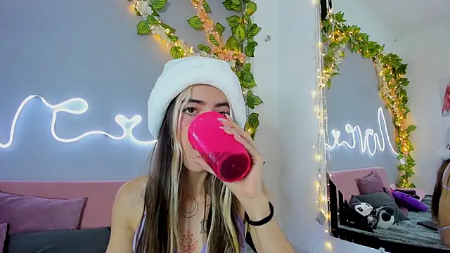 YouliteSllut2 online show from December 2024 10:20:01 PM