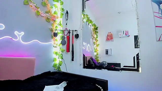 YouliteSllut2 online show from January 2025 10:32:02 PM