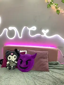 YouliteSllut2 online show from March 2025 02:57:02 AM