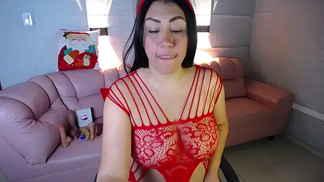 Lunna boobs online show from December 2024 04:18:01 AM