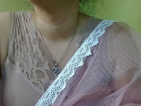 LOVERIAKOL online show from March 2026 10:32:01 AM