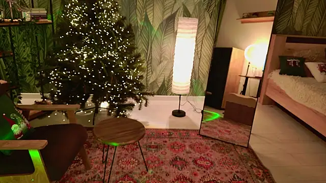 Elsie Ginger online show from December 2024 02:12:01 AM