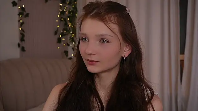 Snapshot of CindyGarrison chatting on June 2026 11:27:02 PM CindyGarrison online show from June 2026 11:27:02 PM