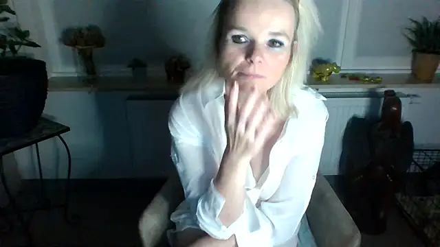 clwm online show from December 2024 05:22:01 PM