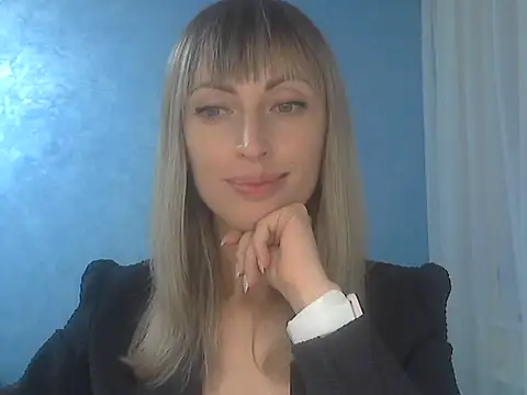 EffectMaya online show from September 2025 05:46:01 PM