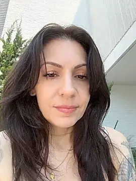 Snapshot of BeautifulMesss chatting on July 2026 03:34:02 PM BeautifulMesss online show from July 2026 03:34:02 PM