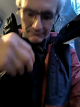 Snapshot of Zed0l1Mod chatting on February 2025 04:21:01 PM Zed0l1Mod online show from February 2025 04:21:01 PM