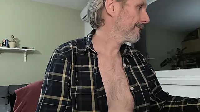 Snapshot of Zed0l1Mod chatting on November 2025 05:11:01 PM Zed0l1Mod online show from November 2025 05:11:01 PM