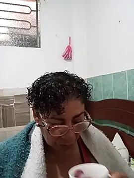 sorbetico perverse online show from February 2026 06:45:01 PM