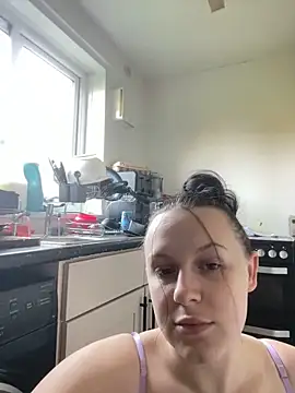 Snapshot of riri_bstvx chatting on October 2025 09:44:01 AM riri bstvx online show from October 2025 09:44:01 AM