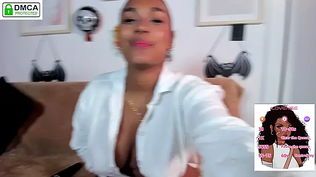 aleja montiel   online show from October 2025 04:15:02 PM