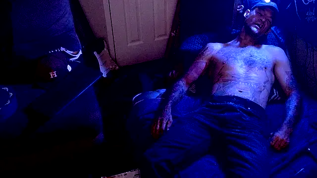 TheOneYouLove69 online show from February 2026 04:50:02 AM