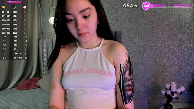 TaiteGloss online show from March 2025 04:14:02 PM