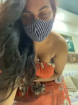 Snapshot of HaaniKaur chatting on January 2025 04:44:01 PM HaaniKaur online show from January 2025 04:44:01 PM