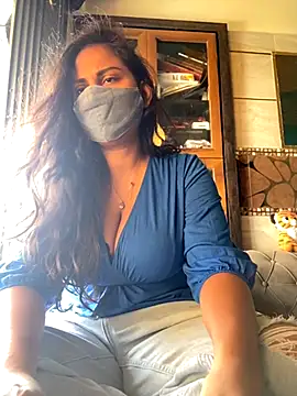 Snapshot of HaaniKaur chatting on November 2025 07:32:01 AM HaaniKaur online show from November 2025 07:32:01 AM