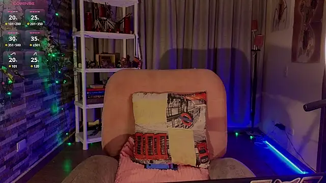 Snapshot of Hairyandsexysalma chatting on February 2025 04:01:01 AM Hairyandsexysalma online show from February 2025 04:01:01 AM