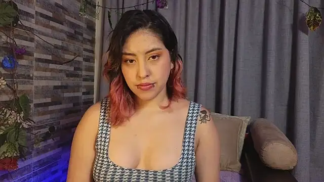 Snapshot of Hairyandsexysalma chatting on October 2025 07:06:01 AM Hairyandsexysalma online show from October 2025 07:06:01 AM