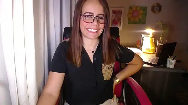 Snapshot of danielle_rose_1 chatting on July 2026 02:12:01 PM danielle rose 1 online show from July 2026 02:12:01 PM