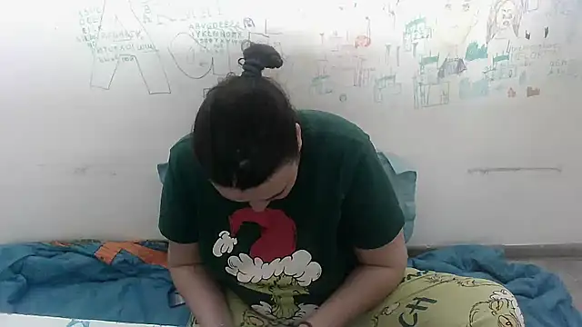 Snapshot of VixenBya chatting on February 2026 07:30:01 AM VixenBya online show from February 2026 07:30:01 AM