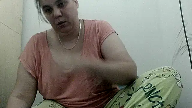 Snapshot of VixenBya chatting on May 2026 07:05:02 AM VixenBya online show from May 2026 07:05:02 AM