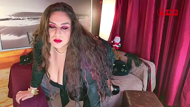 booberella online show from December 2025 02:31:02 AM