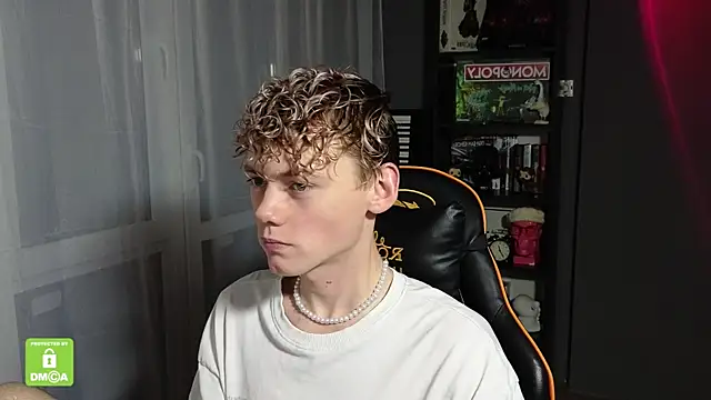 Keytaro online show from October 2025 10:30:02 PM