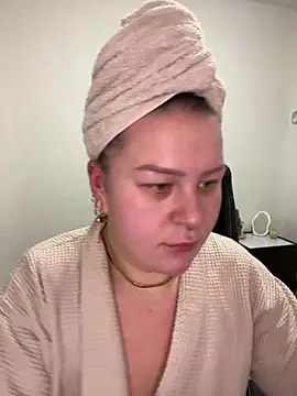 Fancy-Francy online show from January 2025 04:22:02 PM