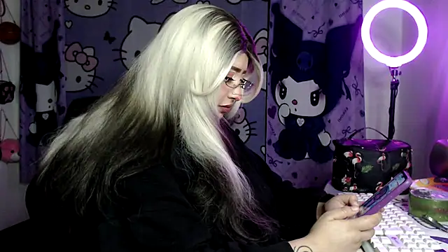 lussyevans24 online show from April 2026 01:28:01 AM