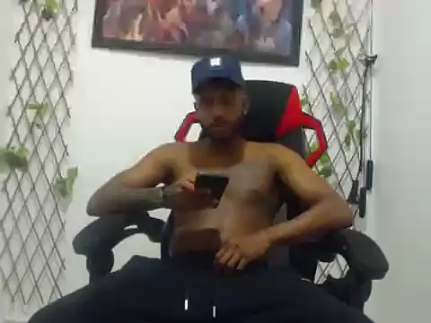 Snapshot of Ostinsanto chatting on February 2026 07:17:02 PM Ostinsanto online show from February 2026 07:17:02 PM