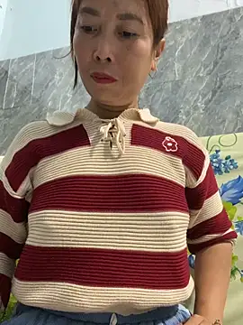 Linaannn online show from February 2026 12:20:02 AM