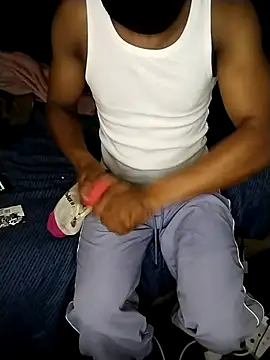 Convertiblechulo online show from March 2026 11:11:01 PM