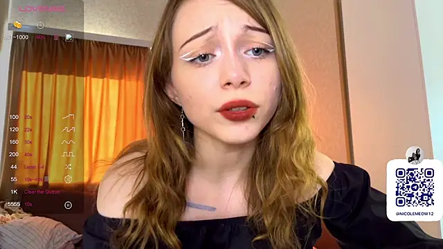 Snapshot of _SofiaBrown chatting on April 2026 01:41:02 PM SofiaBrown online show from April 2026 01:41:02 PM
