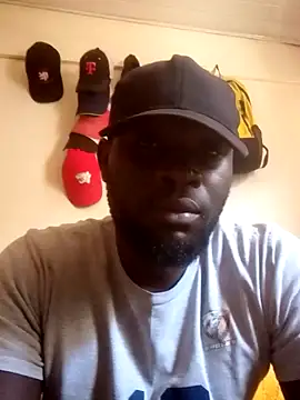 Snapshot of ClinDi chatting on April 2026 06:27:02 AM ClinDi online show from April 2026 06:27:02 AM