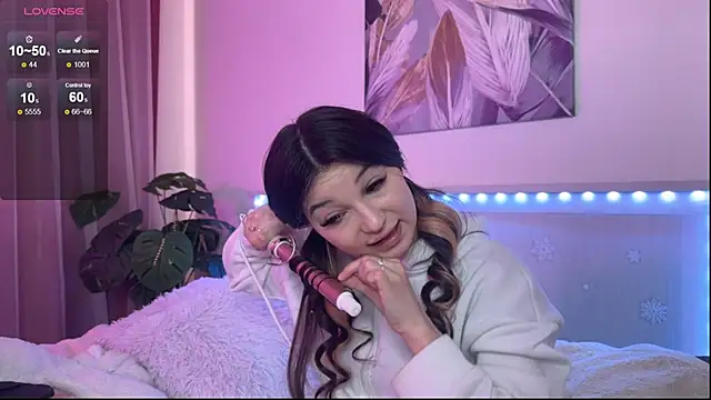 Veronica leal online show from April 2026 08:12:02 AM