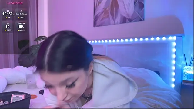 Veronica leal online show from April 2026 07:36:01 AM