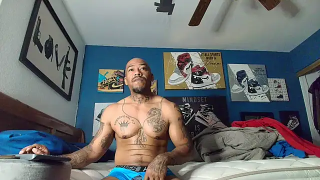 athephenomenal1 online show from November 2025 02:39:02 PM