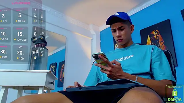 Snapshot of Valerio_20 chatting on January 2025 08:11:02 PM Valerio 20 online show from January 2025 08:11:02 PM