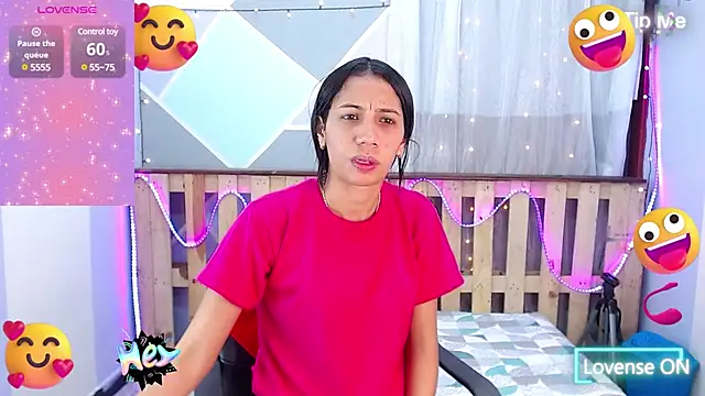 Lina10 online show from February 2025 07:30:02 PM