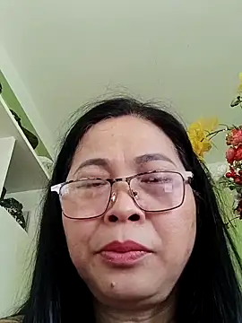 Snapshot of Hangem111 chatting on June 2026 01:26:02 AM Hangem111 online show from June 2026 01:26:02 AM