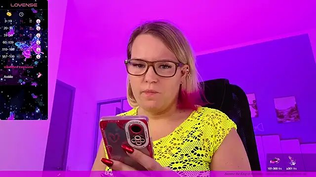 EVAshinyGIRL online show from January 2025 01:52:01 PM