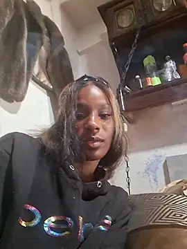 baebaebaddazz23 online show from April 2026 06:16:02 AM