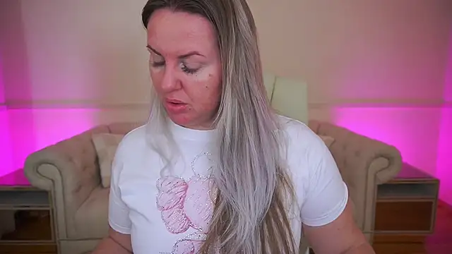 KiraCandyS online show from March 2026 08:31:01 PM