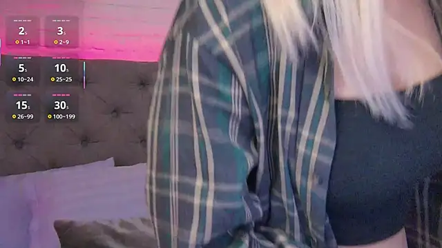 Born to Blow online show from October 2025 01:20:01 AM