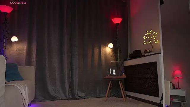 Amely Young online show from February 2026 03:07:01 AM