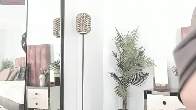 Snapshot of celestica_rose chatting on July 2026 11:09:02 PM celestica rose online show from July 2026 11:09:02 PM