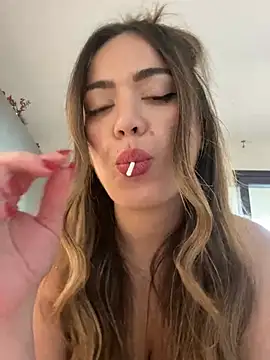 Snapshot of EvaLoReCouple chatting on December 2024 02:33:02 PM EvaLoReCouple online show from December 2024 02:33:02 PM