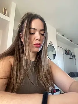 Snapshot of EvaLoReCouple chatting on December 2024 10:56:02 AM EvaLoReCouple online show from December 2024 10:56:02 AM