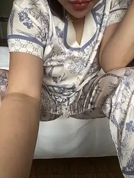 -SingleMom- online show from November 2025 12:53:02 AM