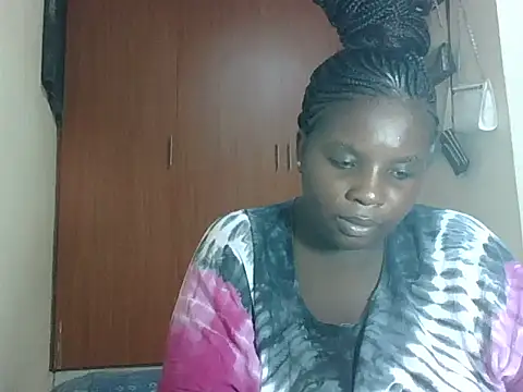 hotebbbyy online show from March 2026 11:59:02 AM